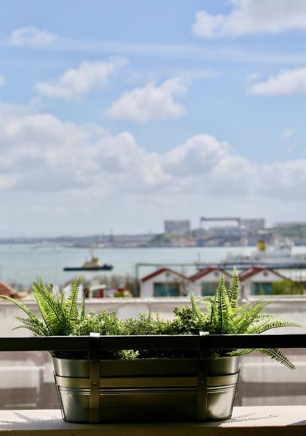 Luxury Apartment By Myplaceforyou, Very Quiet, Close To Time Out Market Lisboa Εξωτερικό φωτογραφία